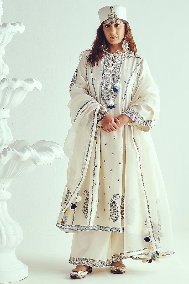Ivory Chanderi Handloom Resham Embroidered Phiran Wedding Anarkali Set by Wabi Sabi at Pernia's Pop Up Shop