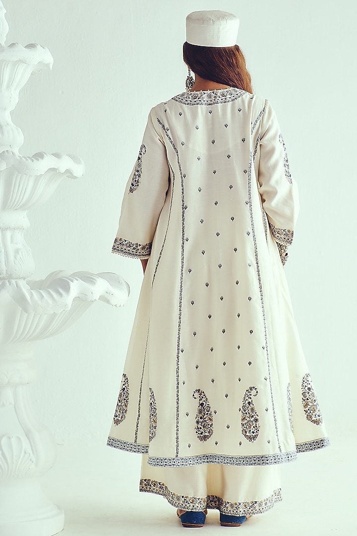Ivory Chanderi Handloom Resham Embroidered Phiran Wedding Anarkali Set by Wabi Sabi at Pernia's Pop Up Shop
