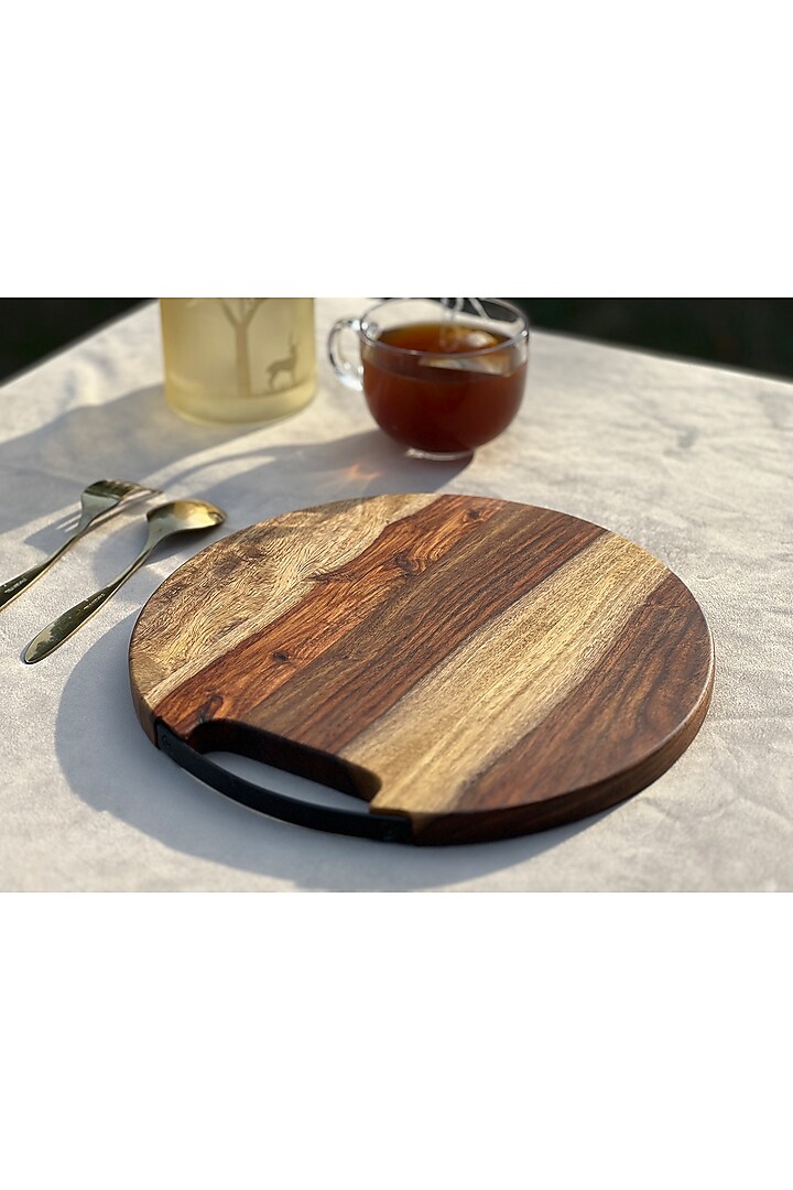 Brown Mango Wood Round Cutting Board by Wood Chop at Pernia's Pop Up Shop