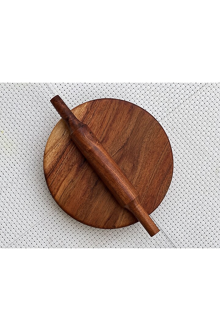 Brown Acacia Wood Chakla Belan Set by Wood Chop at Pernia's Pop Up Shop