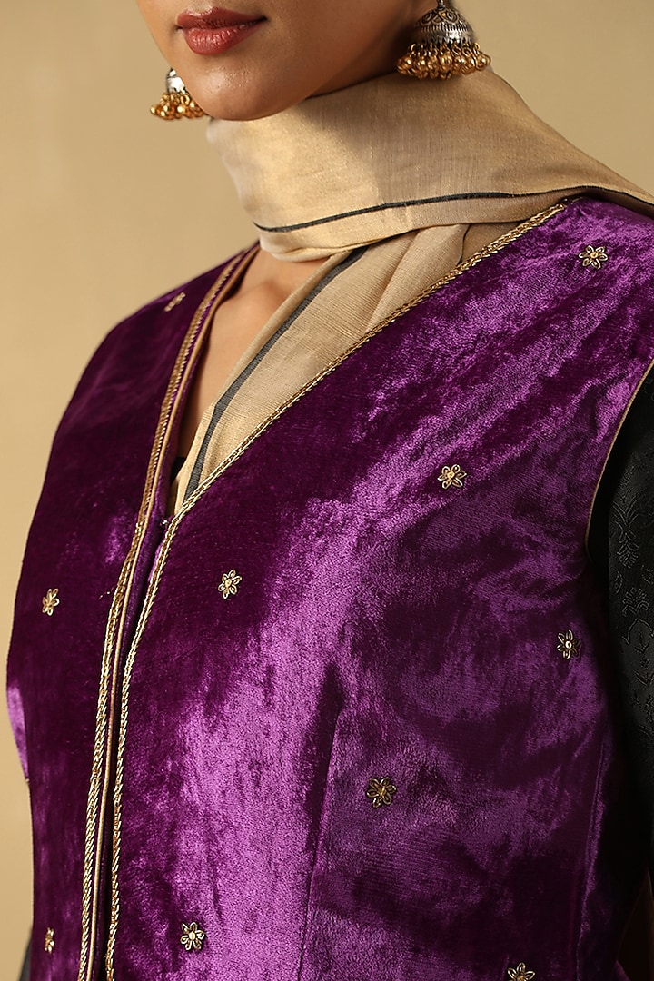 Purple Silk Velvet Hand Embroidered Sleeveless Jacket by Weaverstory at Pernia's Pop Up Shop