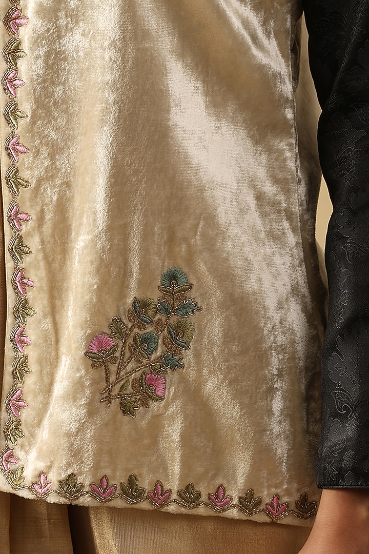 Off-White Silk Velvet Hand Embroidered Jacket by Weaverstory at Pernia's Pop Up Shop