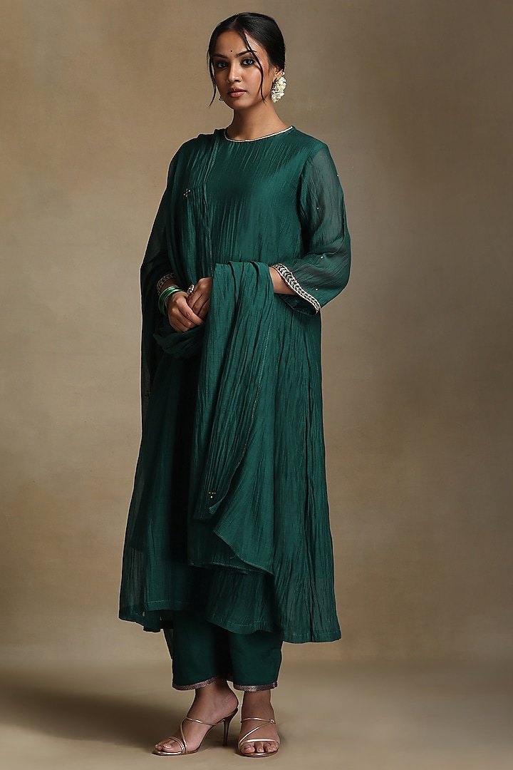 Teal Pure Chanderi Hand Embroidered Kurta Set by Weaverstory at Pernia's Pop Up Shop