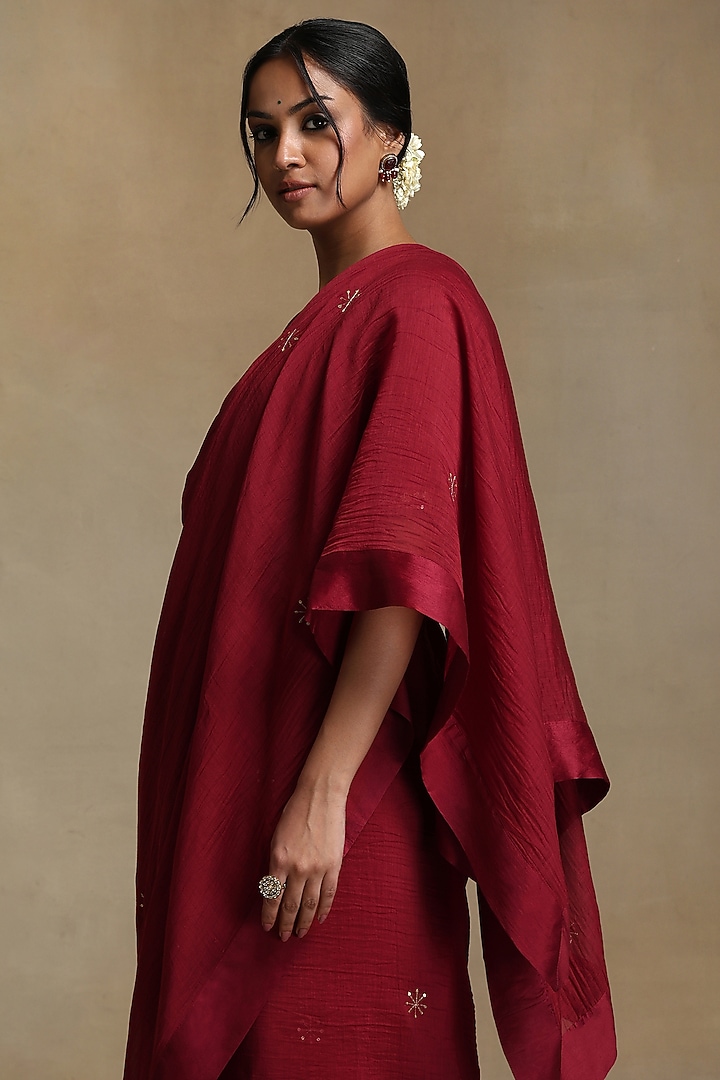 Red Pure Chanderi Hand Embroidered Party Wear Saree Set by Weaverstory at Pernia's Pop Up Shop