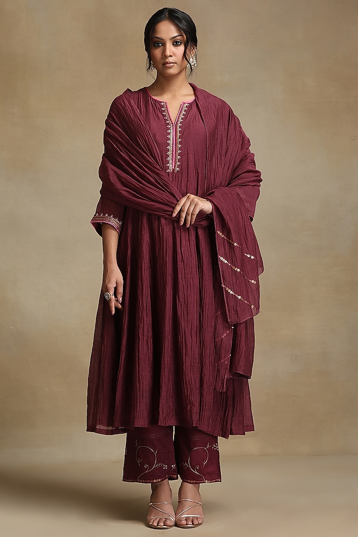 Plum Chanderi Hand Embroidered Anarkali Kurta Set by Weaverstory at Pernia's Pop Up Shop