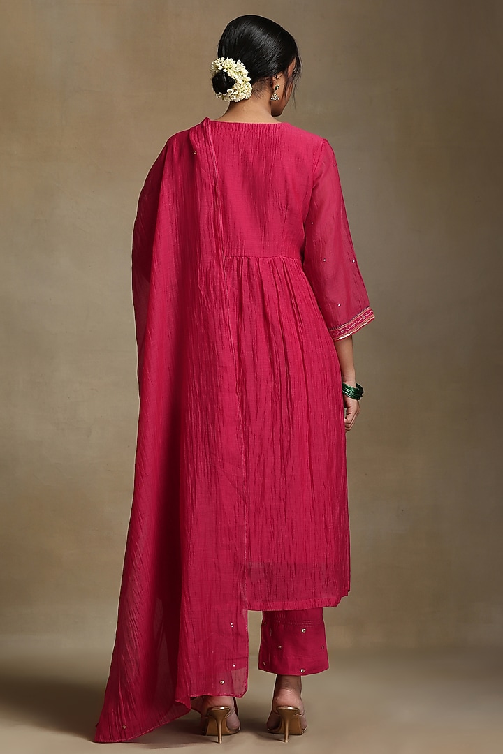 Pink Pure Chanderi Hand Embroidered Kurta Set by Weaverstory at Pernia's Pop Up Shop