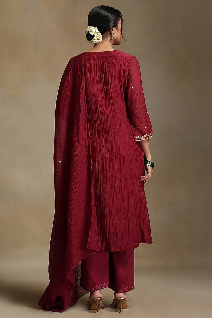 Red Pure Chanderi Hand Embroidered Kurta Set by Weaverstory at Pernia's Pop Up Shop