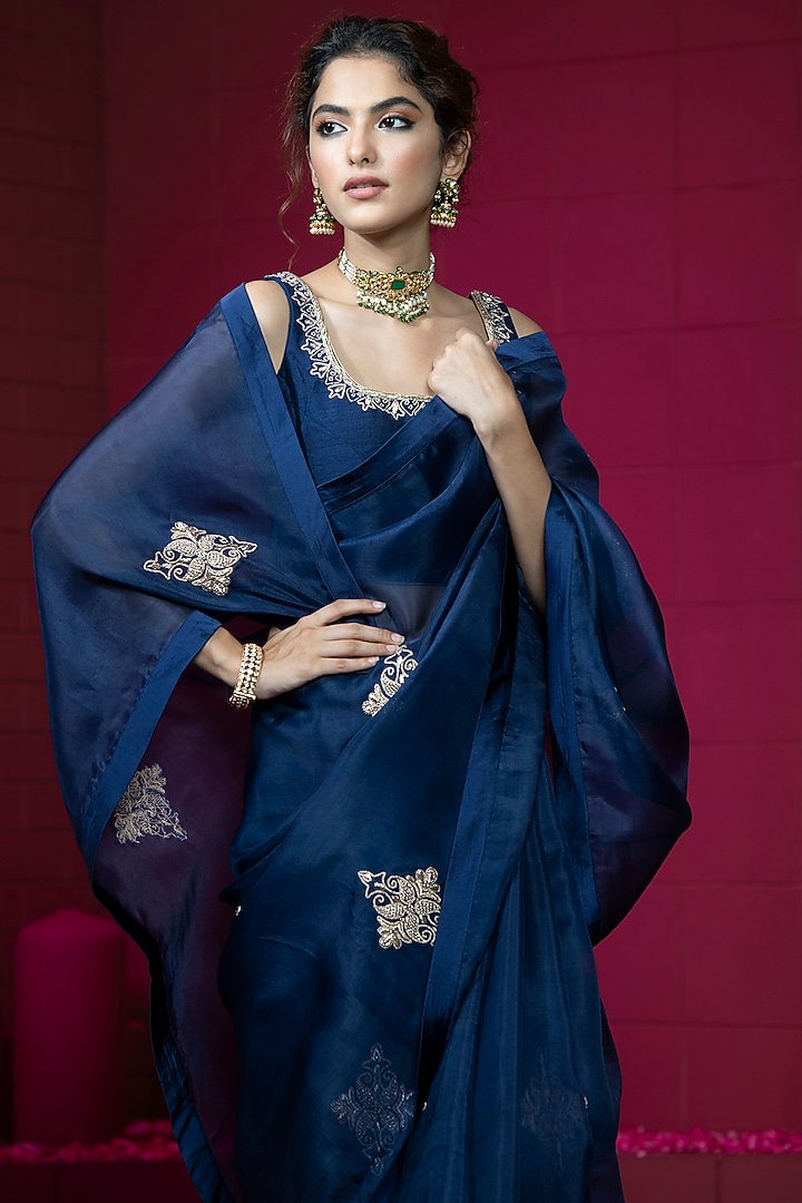 Midnight Blue Embroidered Organza Wedding Saree Set by Weaverstory at Pernia's Pop Up Shop