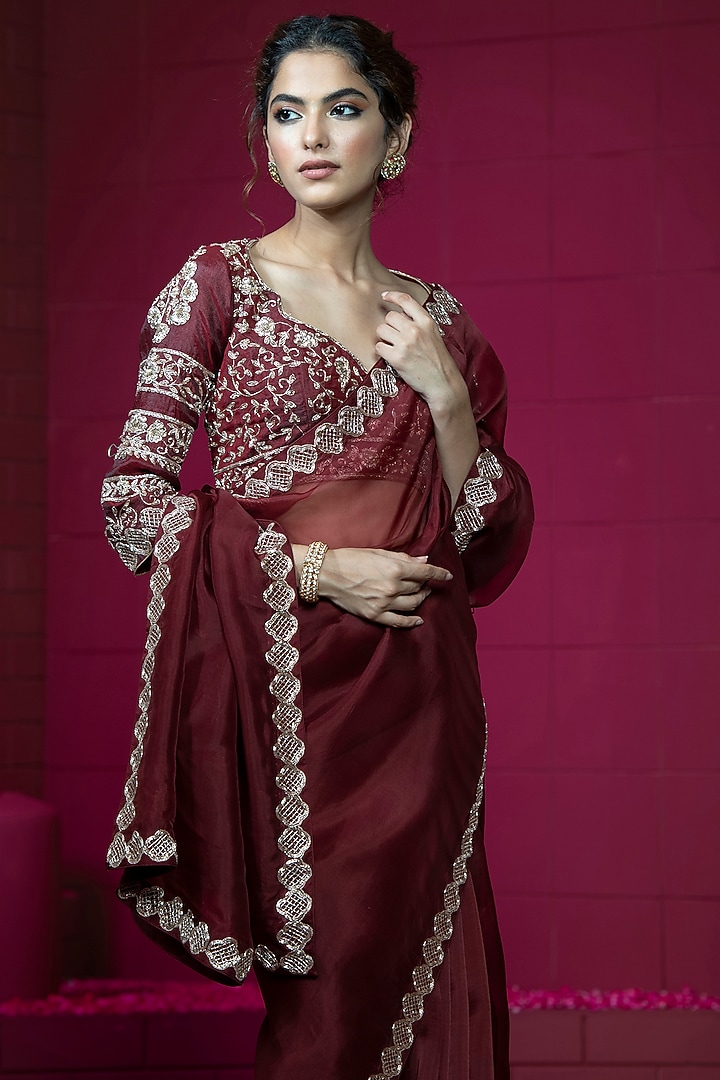 Maroon Organza Embroidered Wedding Saree Set by Weaverstory at Pernia's Pop Up Shop