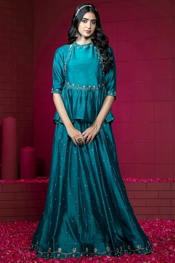 Teal Chanderi Embroidered Wedding Lehenga Set by Weaverstory at Pernia's Pop Up Shop