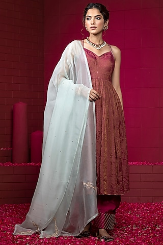 Salwar Kameez - Buy Latest Collection of Salwar Kameez for Women online 2024