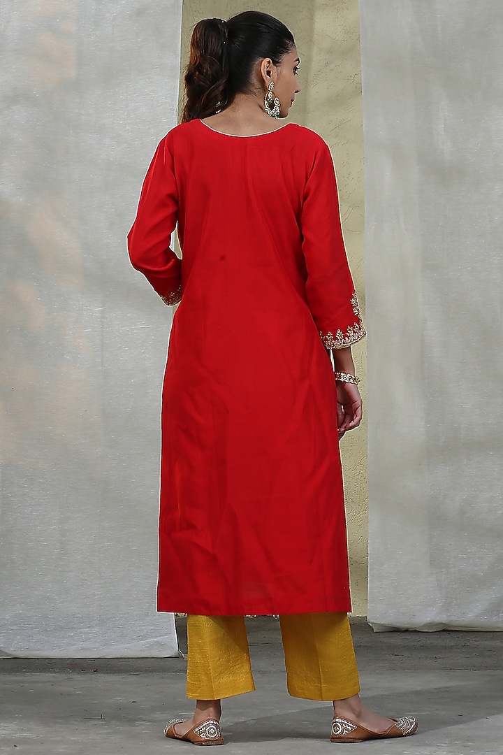 Red Zardosi Kurta Set by Weaverstory at Pernia's Pop Up Shop