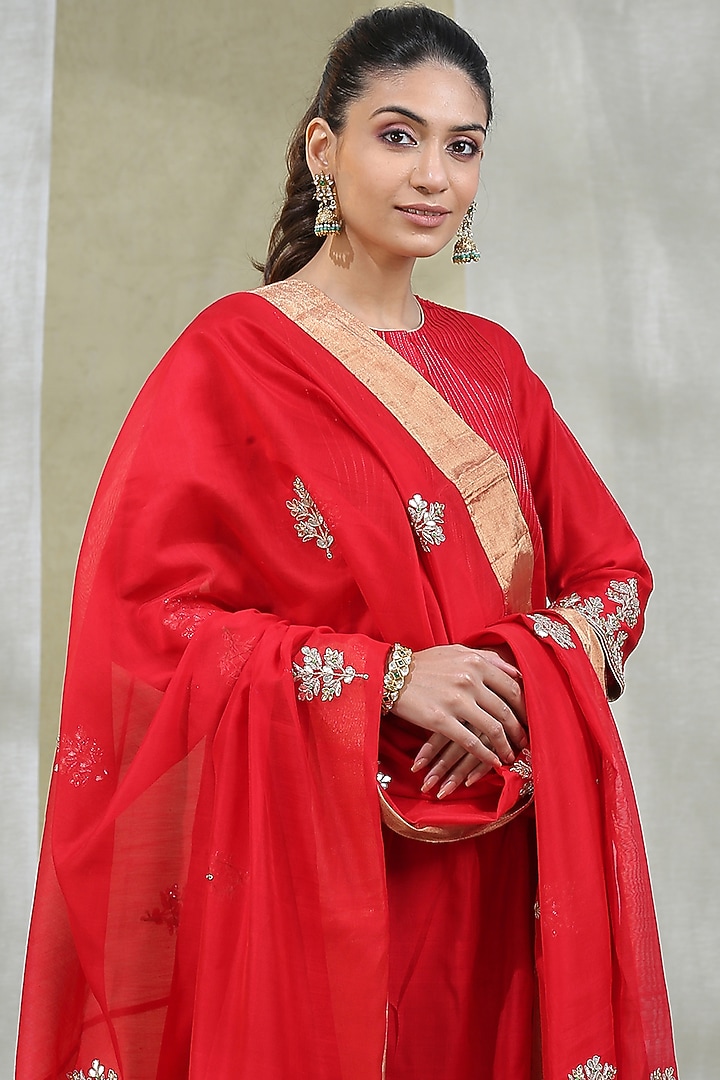 Bold Red Handloom Kurta Set by Weaverstory at Pernia's Pop Up Shop