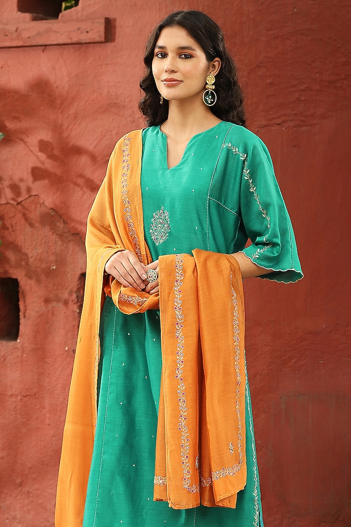 Turquoise Blue Pure Chanderi Silk Floral Motif Embroidered Kurta Set by Weaverstory at Pernia's Pop Up Shop