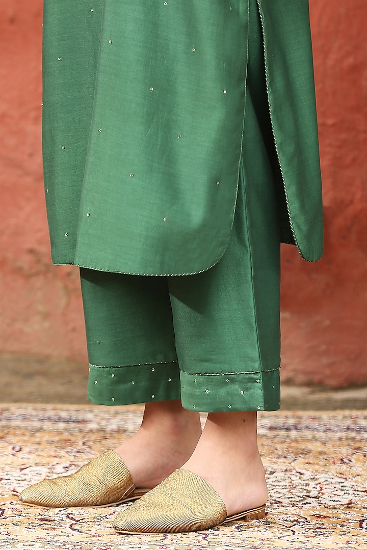 Sage Green Pure Chanderi Silk Motif Embroidered Kurta Set by Weaverstory at Pernia's Pop Up Shop