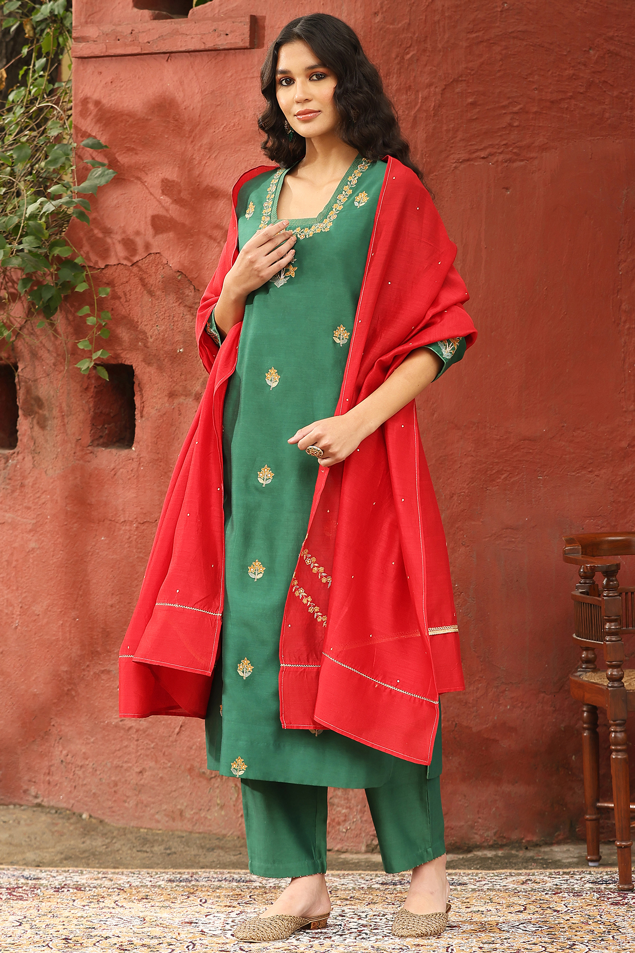 Sage Green Pure Chanderi Silk Motif Embroidered Kurta Set by Weaverstory at Pernia's Pop Up Shop