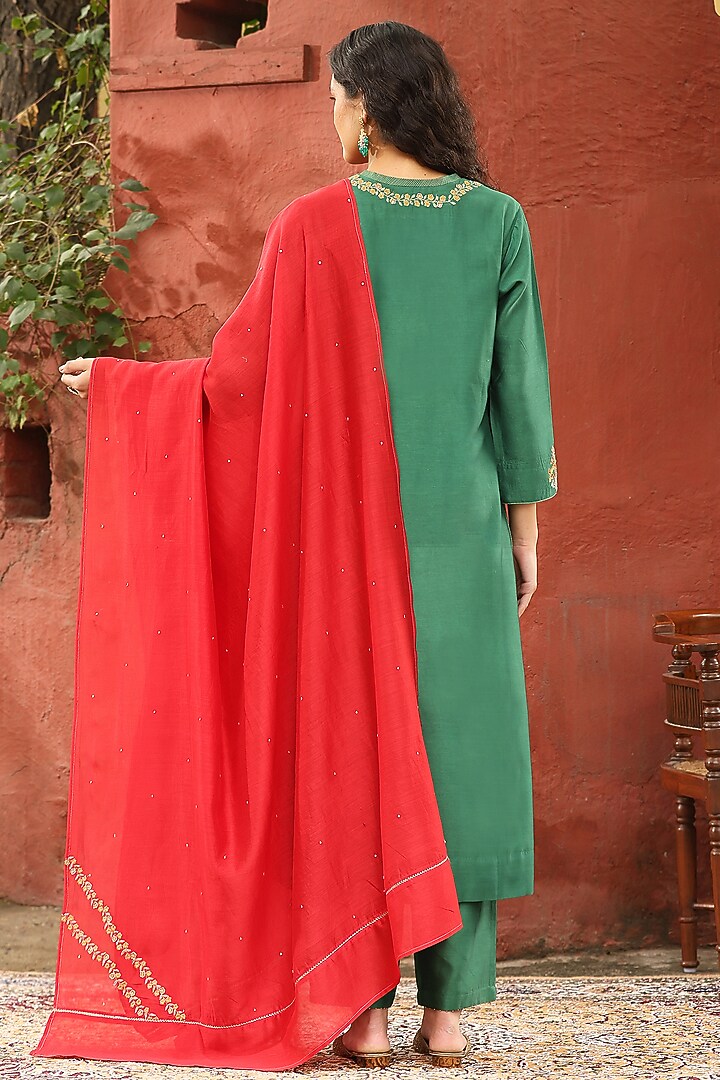 Sage Green Pure Chanderi Silk Motif Embroidered Kurta Set by Weaverstory at Pernia's Pop Up Shop