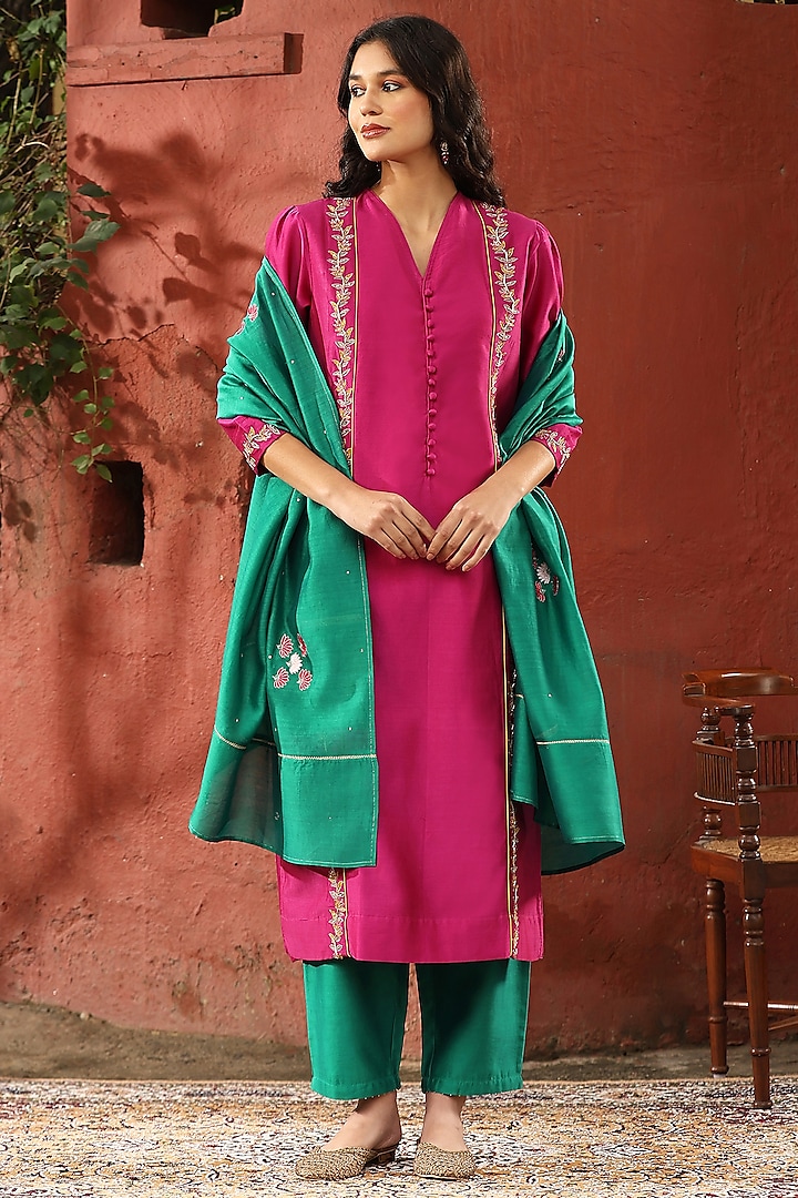 Pink Pure Chanderi Silk Zardosi Embroidered Kurta Set by Weaverstory