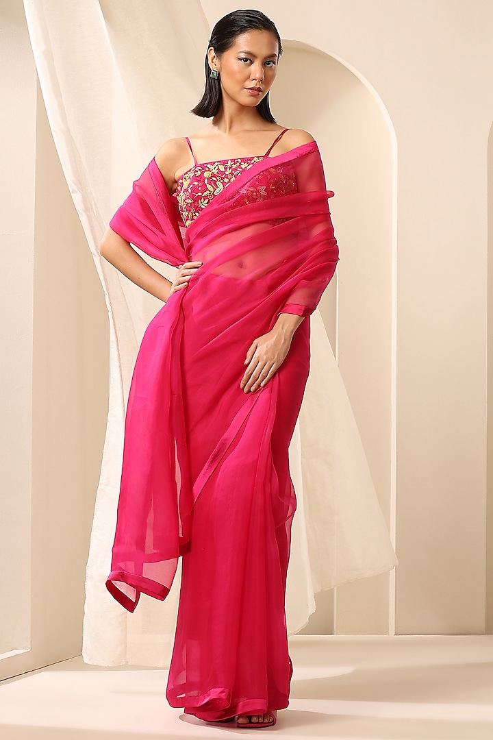 Magenta Pure Organza Handcrafted Party Wear Saree by Weaverstory at Pernia's Pop Up Shop