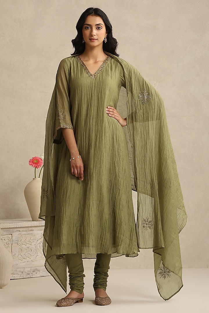 Olive Green Handloom Mul Chanderi Dabka Hand Work Kurta Set by Weaverstory at Pernia's Pop Up Shop