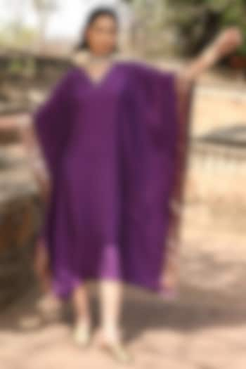 Aubergine Handloom Pure Silk Kaftan by Weaverstory at Pernia's Pop Up Shop