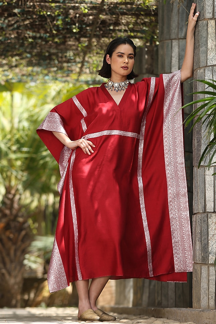 Maroon Handloom Pure Silk Kaftan by Weaverstory at Pernia's Pop Up Shop