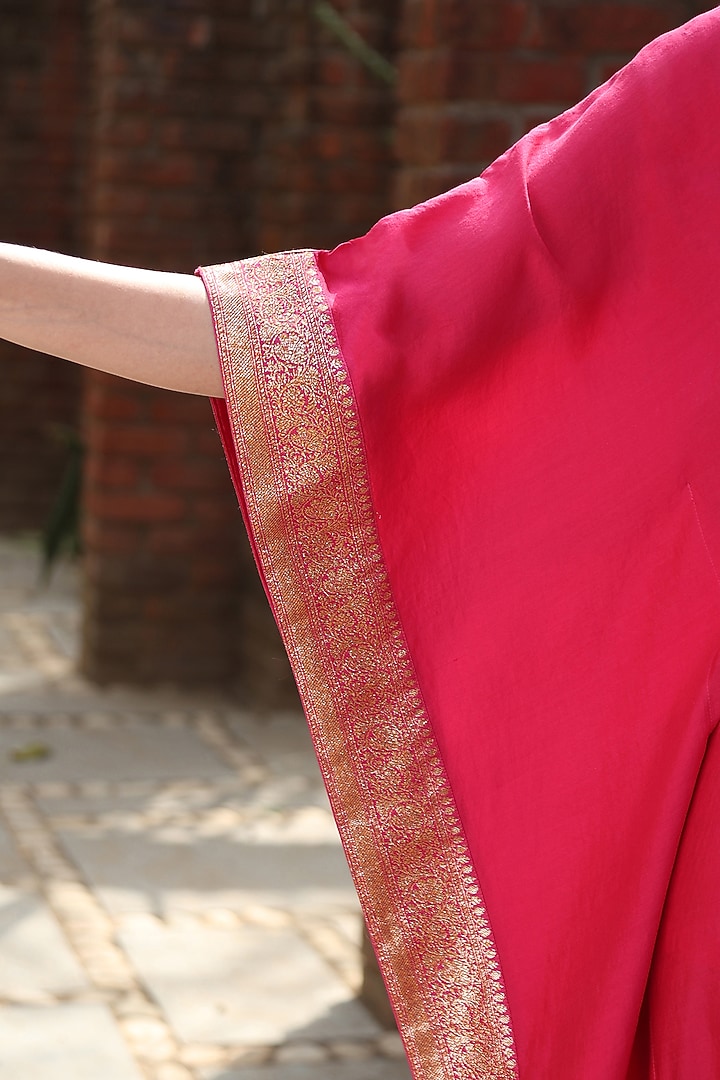 Hot Pink Handloom Silk Kaftan by Weaverstory at Pernia's Pop Up Shop