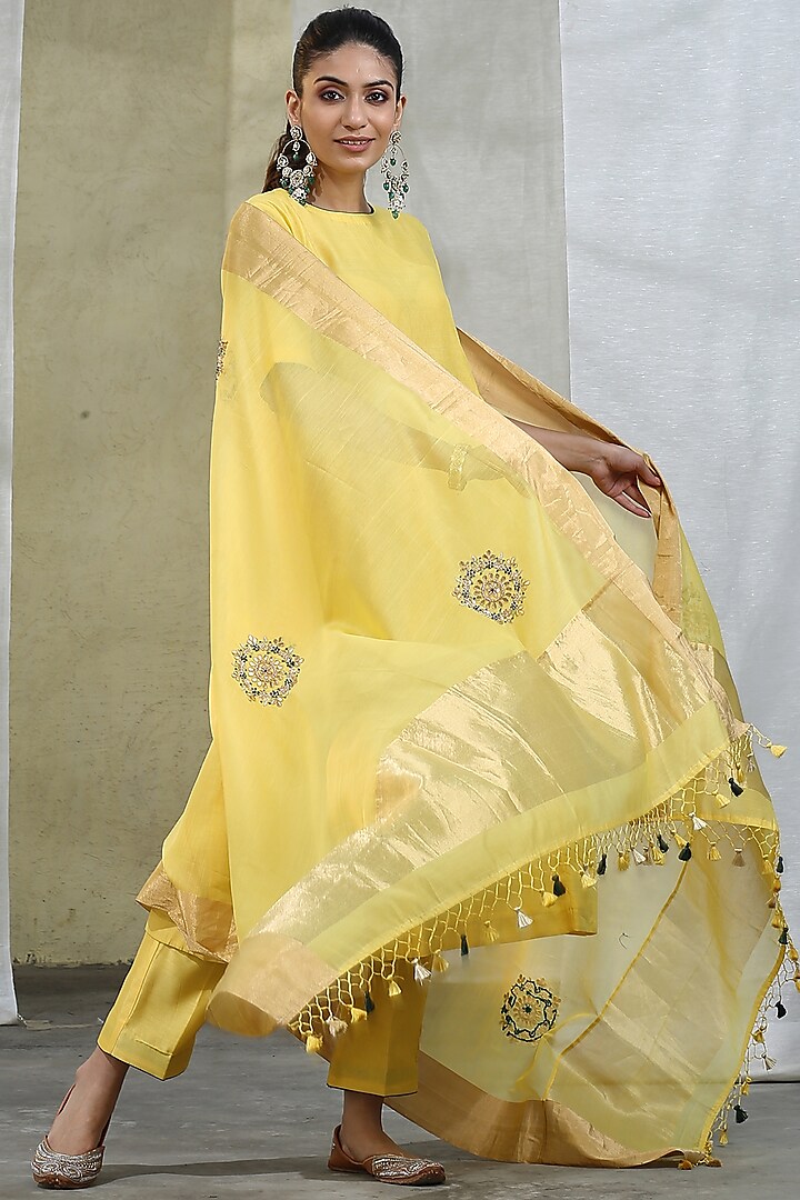 Yellow Silk Hand Embroidered Dupatta by Weaverstory