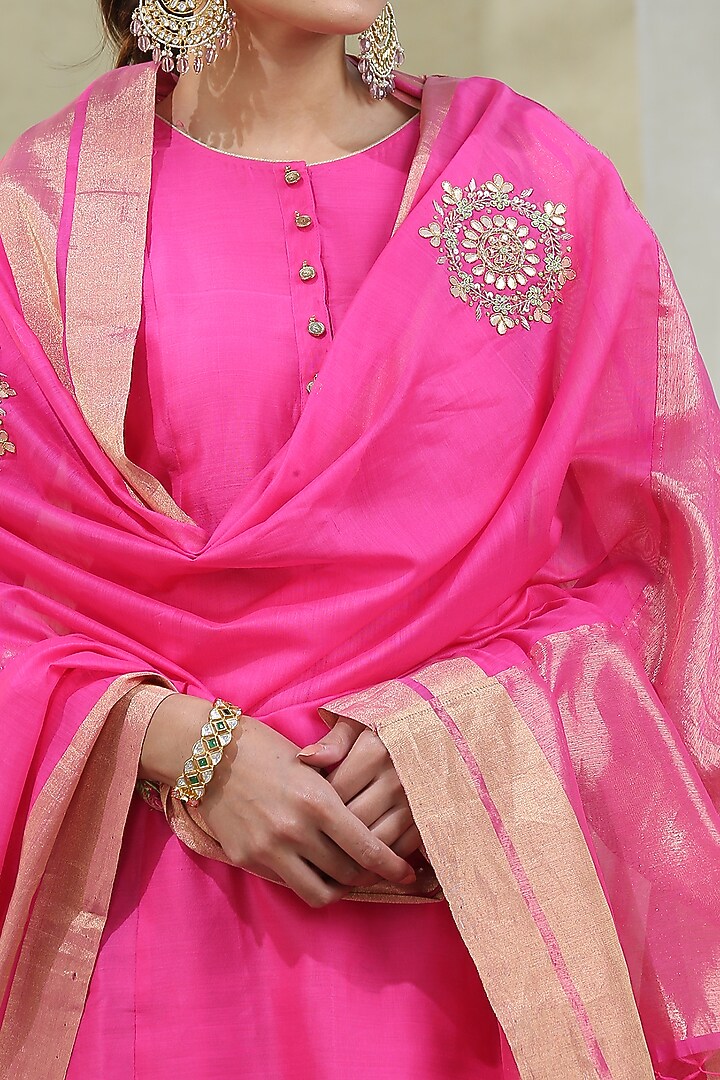 Pink Chanderi Embroidered Dupatta by Weaverstory at Pernia's Pop Up Shop