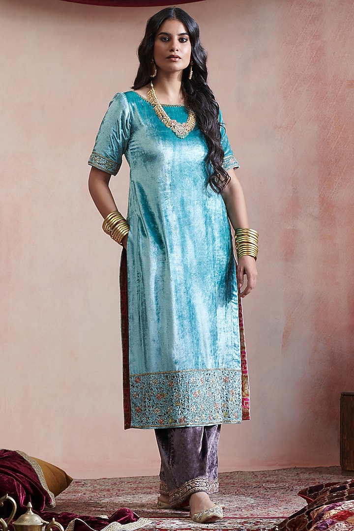 Ice Blue Velvet Hand Embroidered Kurta Set by Weaverstory at Pernia's Pop Up Shop