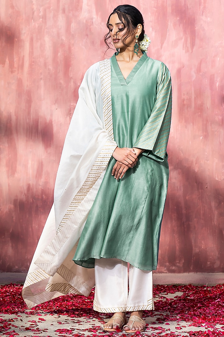 Blue Chanderi Silk A-Line Kurta Set by Weaverstory at Pernia's Pop Up Shop
