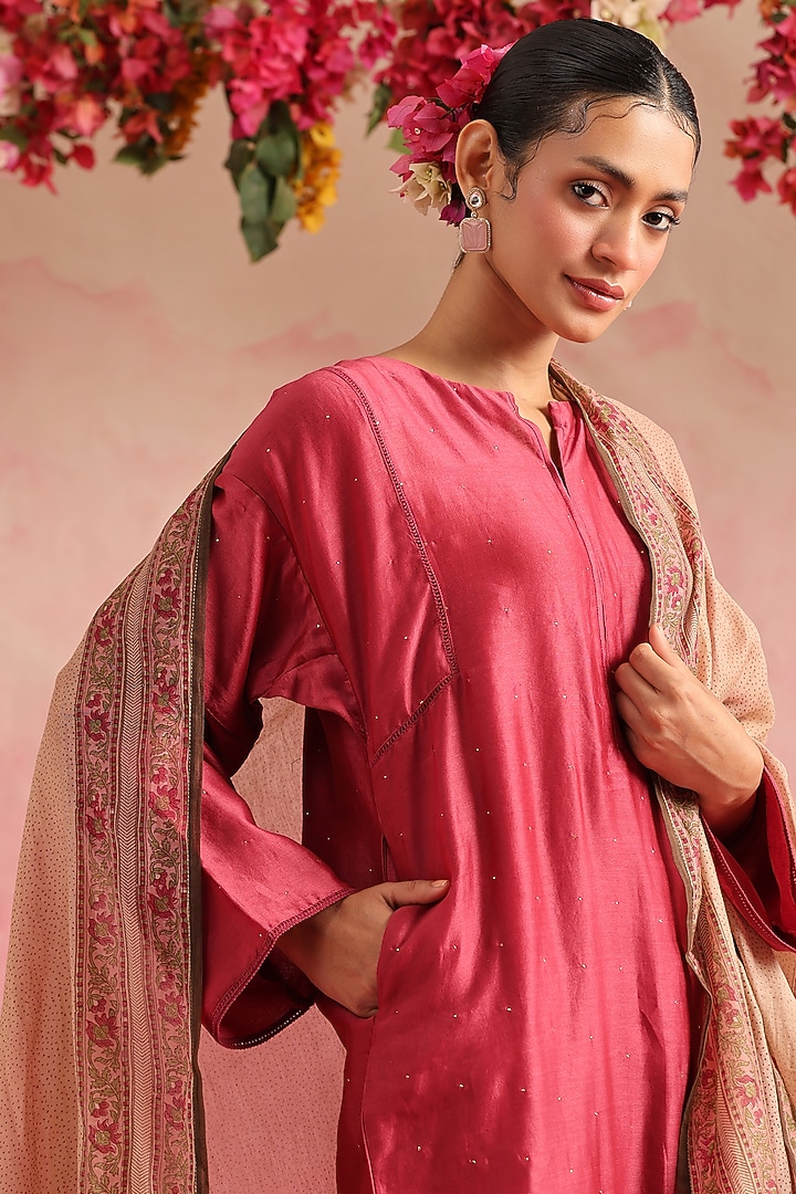 Magenta Chanderi Cotton Silk Kurta Set by Weaverstory at Pernia's Pop Up Shop