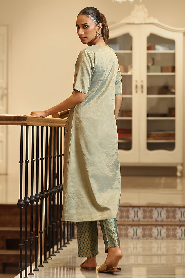 Green Handloom Tissue Brocade Kurta Set by Weaverstory at Pernia's Pop Up Shop