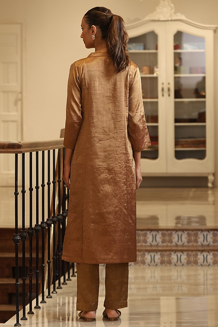 Golden Chanderi Silk Tissue Kurta Set by Weaverstory at Pernia's Pop Up Shop