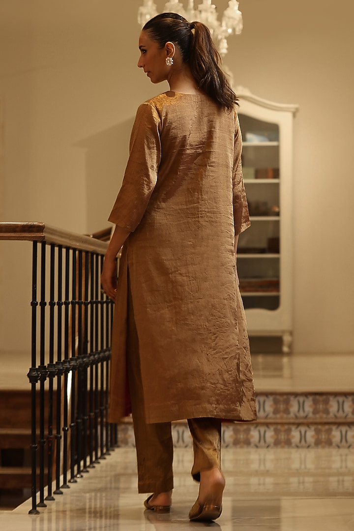 Golden Handloom Tissue A-Line Kurta Set by Weaverstory at Pernia's Pop Up Shop