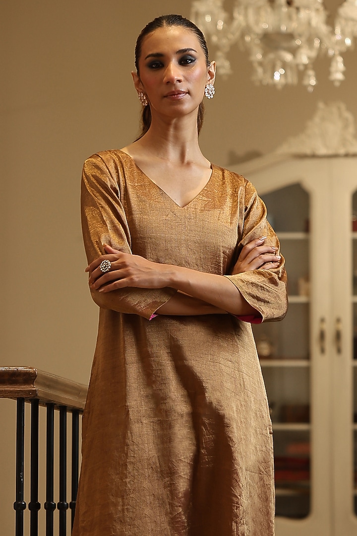 Golden Handloom Tissue A-Line Kurta Set by Weaverstory at Pernia's Pop Up Shop