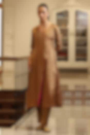 Golden Handloom Tissue Angrakha Kurta Set by Weaverstory at Pernia's Pop Up Shop