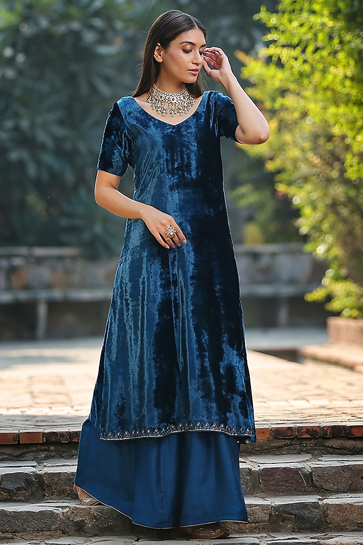 Teal Blue Silk Velvet Embroidered A-Line Kurta Set by Weaverstory at Pernia's Pop Up Shop