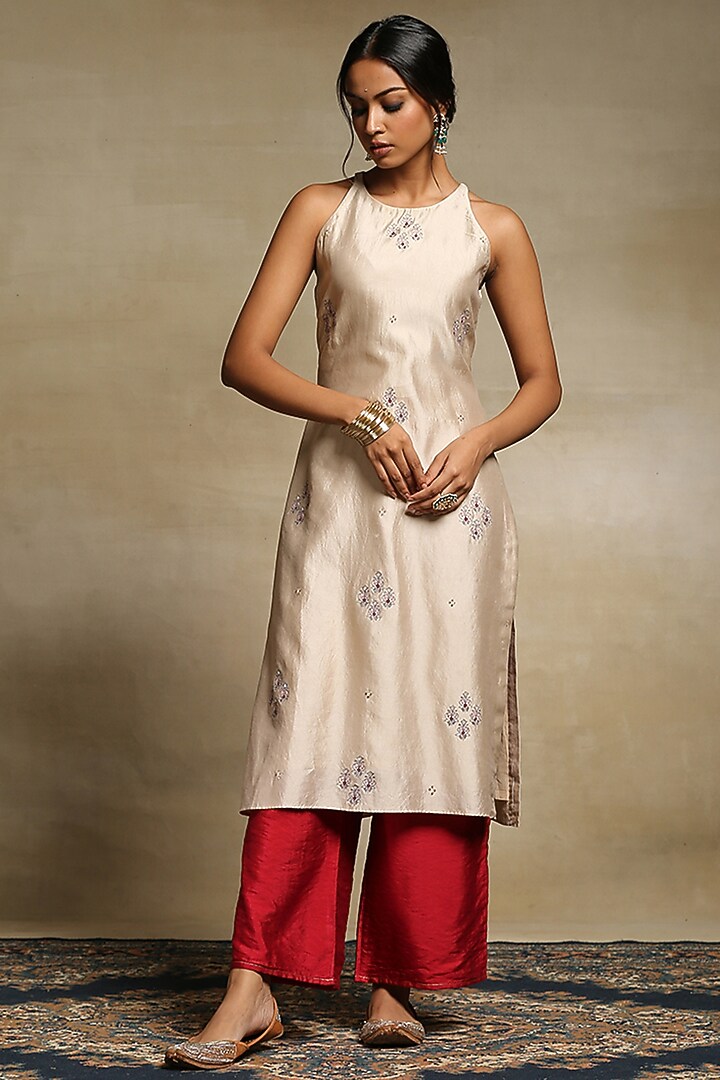 Beige Handloom Chanderi Kurta Set by Weaverstory at Pernia's Pop Up Shop