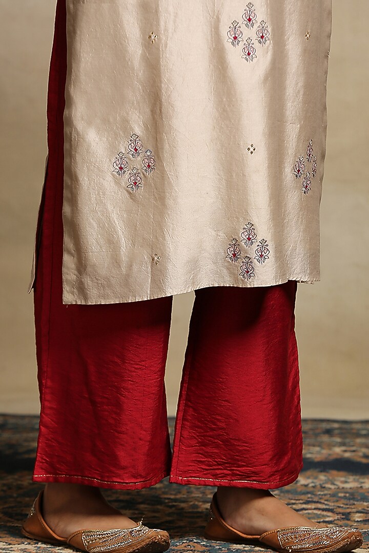 Beige Handloom Chanderi Kurta Set by Weaverstory at Pernia's Pop Up Shop