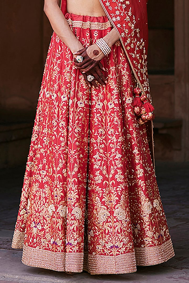 Red Katan Silk Zardosi Hand Embroidered Brocade Banarasi Kalidar Bridal Lehenga Set by Weaverstory at Pernia's Pop Up Shop