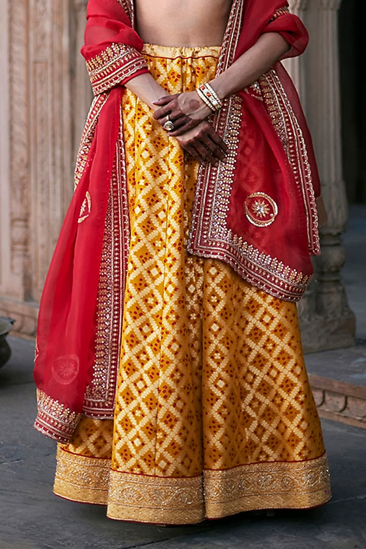 Yellow Georgette Banarasi Bandhej Kalidar Wedding Lehenga Set by Weaverstory at Pernia's Pop Up Shop