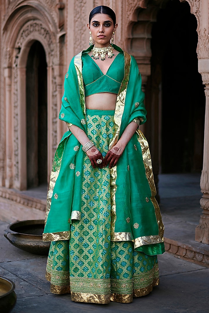 Light Green Georgette Banarasi Bandhej Kalidar Wedding Lehenga Set by Weaverstory at Pernia's Pop Up Shop