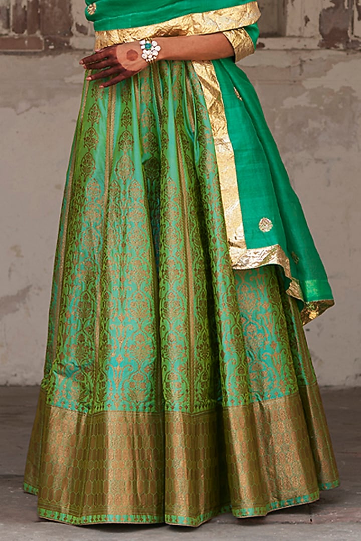 Green Pure Katan Silk Brocade Banarasi Kalidar Wedding Lehenga Set by Weaverstory at Pernia's Pop Up Shop