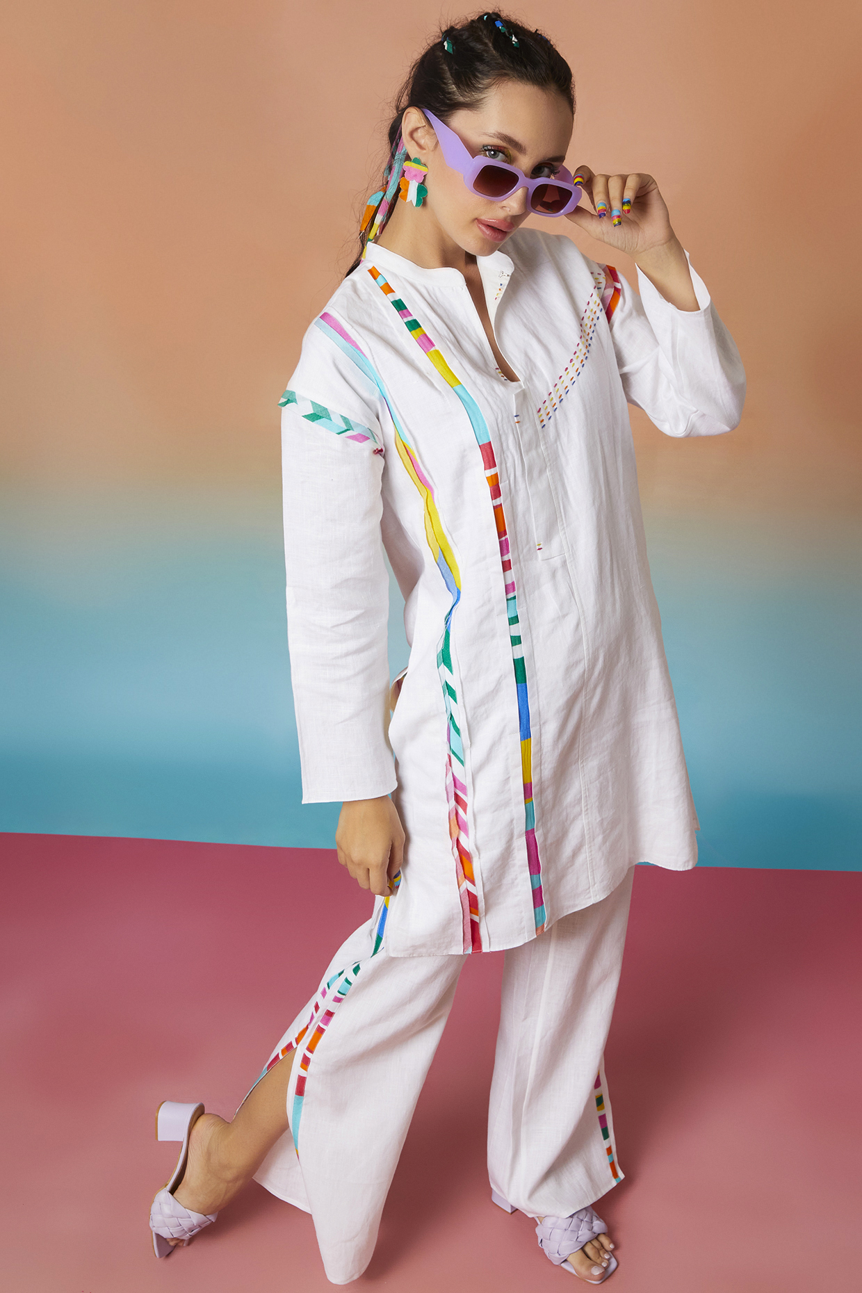 White Linen Placket Kurta by Wendell Rodricks at Pernia's Pop Up Shop