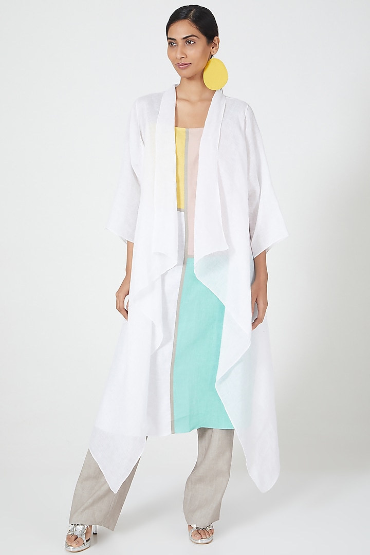 White Asymmetric Cut Overshirt by Wendell Rodricks at Pernia's Pop Up Shop