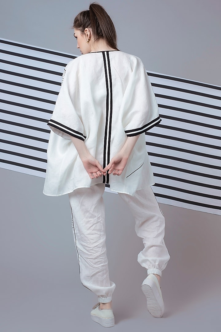 White Monochrome Oversize Patchwork Cape by Wendell Rodricks at Pernia's Pop Up Shop