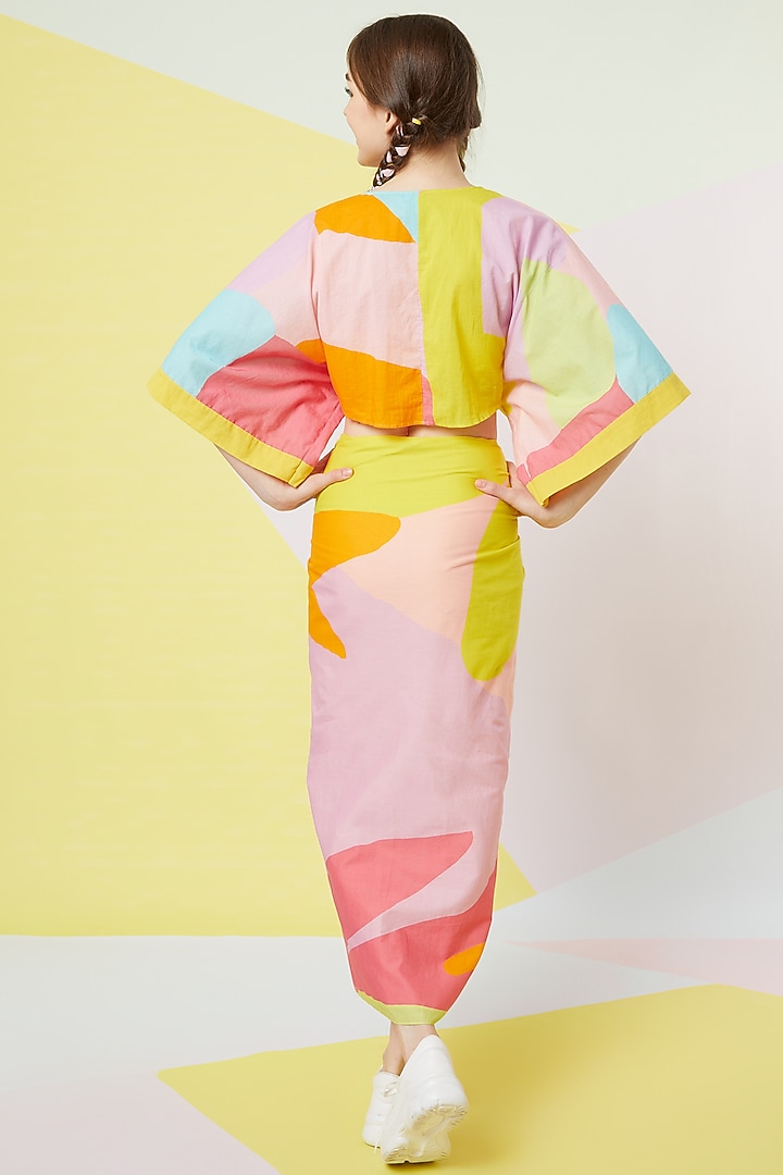 Lavender Abstract Printed Tie-Up Top by Wendell Rodricks at Pernia's Pop Up Shop