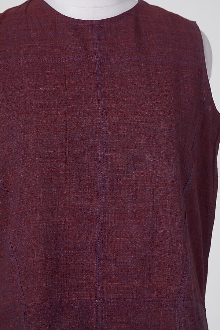 Maroon Linen Tunic by Wendell Rodricks at Pernia's Pop Up Shop