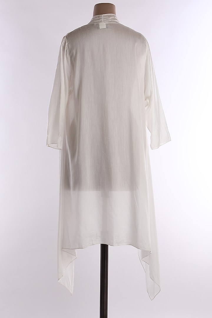 White Square Cut Shrug by Wendell Rodricks at Pernia's Pop Up Shop